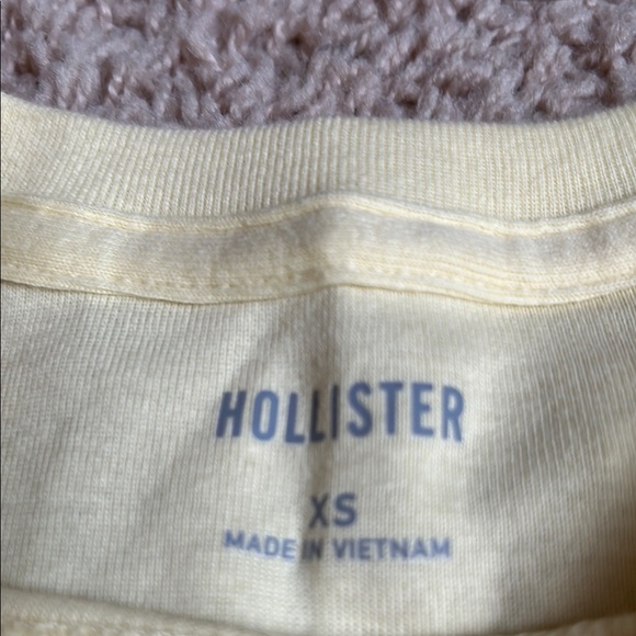 Hollister Yellow Baby Tee - Picture 3 of 7